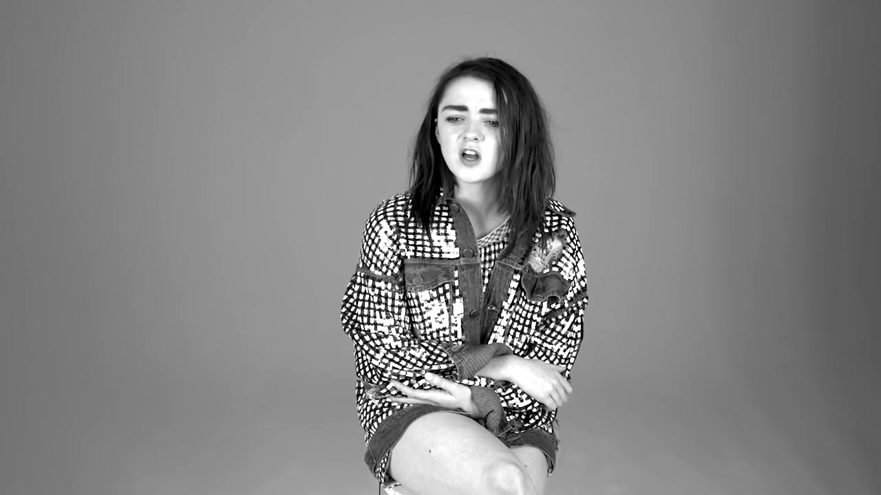 Maisie_Williams_plays__Would_You_Rather__with_GLAMOUR__152.jpg