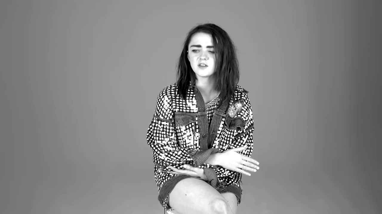 Maisie_Williams_plays__Would_You_Rather__with_GLAMOUR__168.jpg