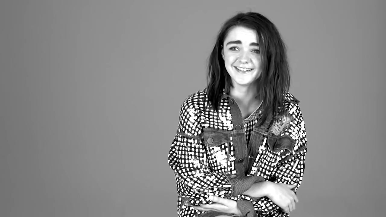 Maisie_Williams_plays__Would_You_Rather__with_GLAMOUR__74.jpg