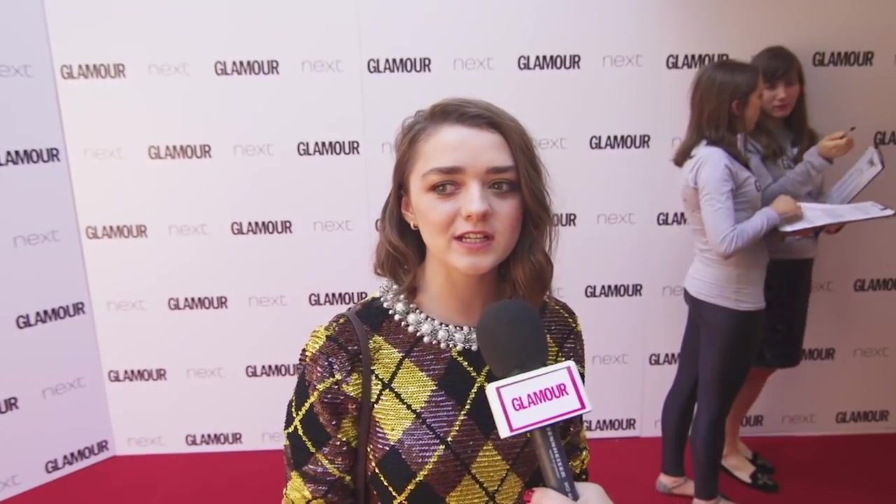 Maisie_Williams_Game_of_Thrones_Interview_Glamour_Awards_2015_149.jpg