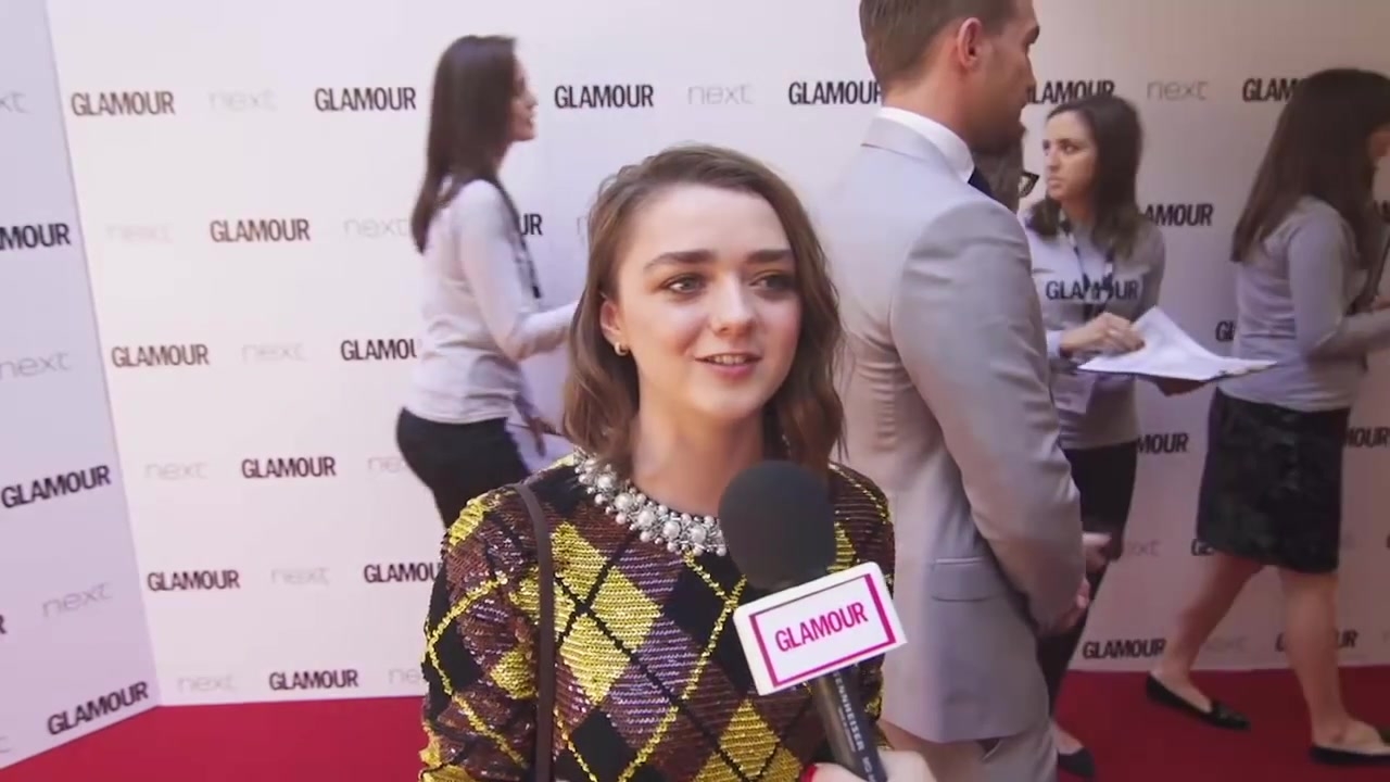 Maisie_Williams_Game_of_Thrones_Interview_Glamour_Awards_2015_201.jpg
