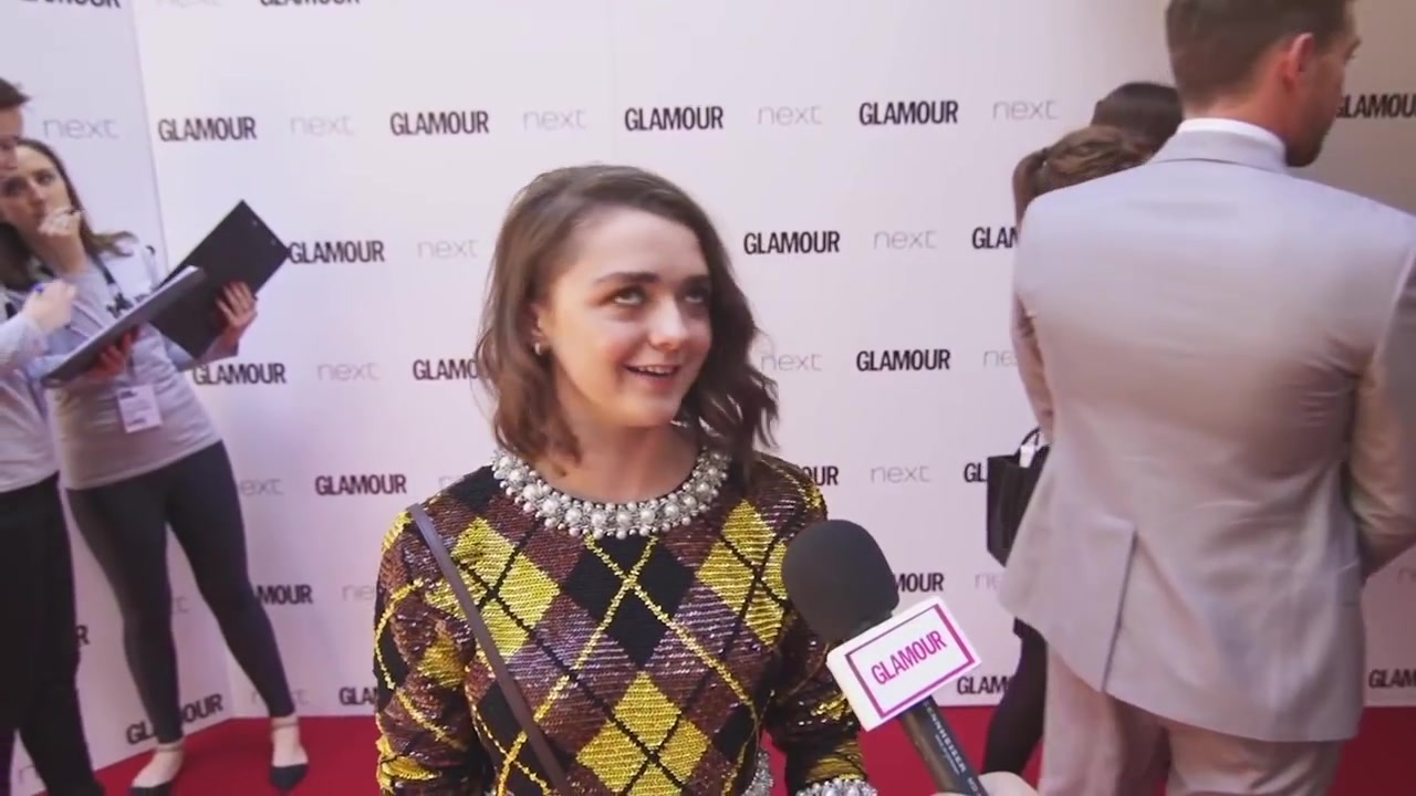 Maisie_Williams_Game_of_Thrones_Interview_Glamour_Awards_2015_258.jpg
